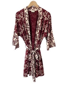 Pact women’s Staycation short robe XS/S burgundy cream floral lounge *pinholes